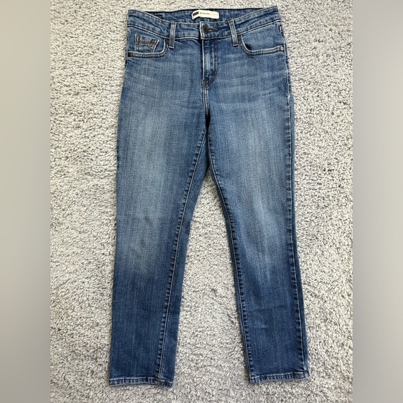 Levi's Jeans Womens 28 Mid Rise Skinny Regular Wash Casual Clean Party Denim - Picture 1 of 5